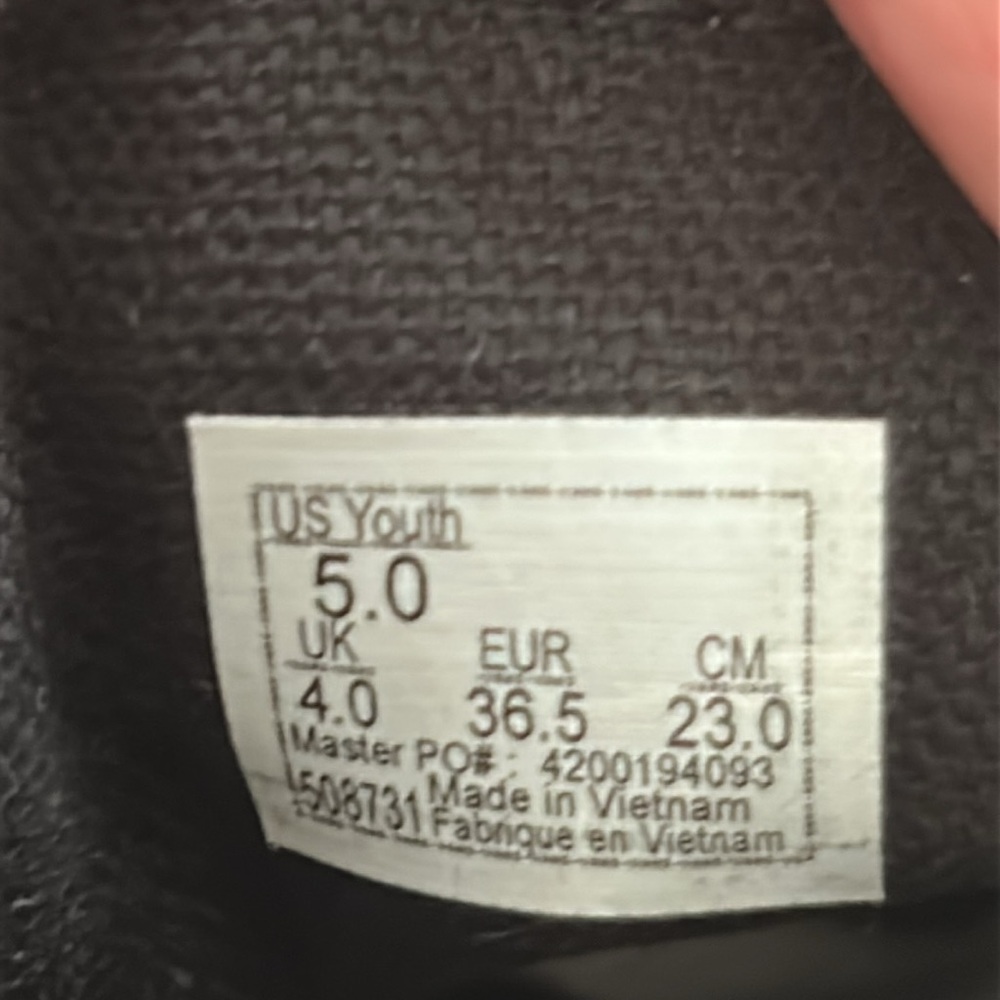 Vans Women's/Youth Ward Sneaker - Picture 7 of 8